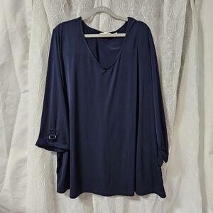 Susan Graver Liquid Knit V Neck Navy Tunic Top With Rolled Buckle 3/4 Sleeve